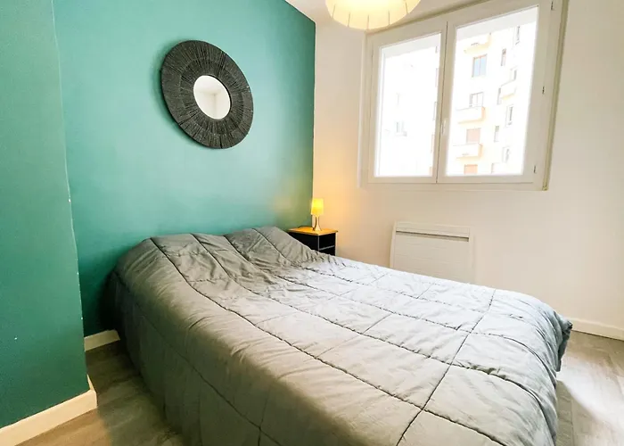 #D5 Blue Lagoon T3 Sleeps 6 Caserne De Bonne